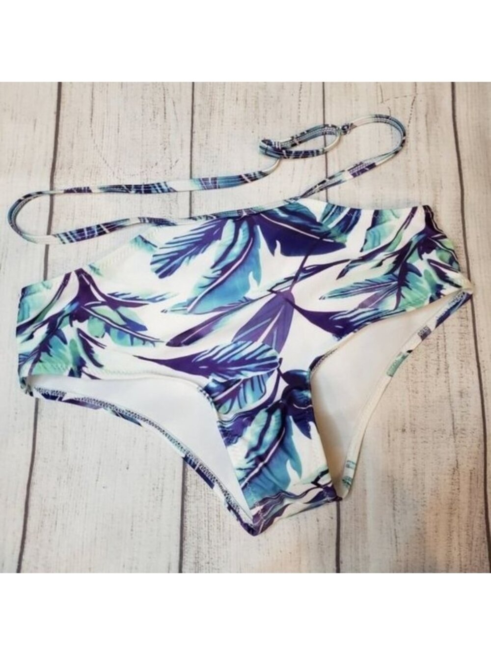 NWOT Oasis Swim bikini bottom - Picture 2 of 6